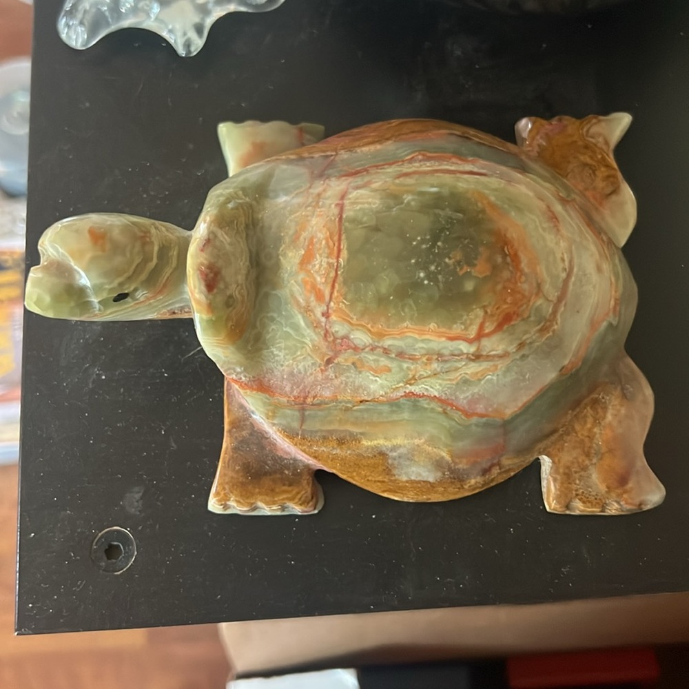 Vintage hand-carved onyx turtle tortoise figurine